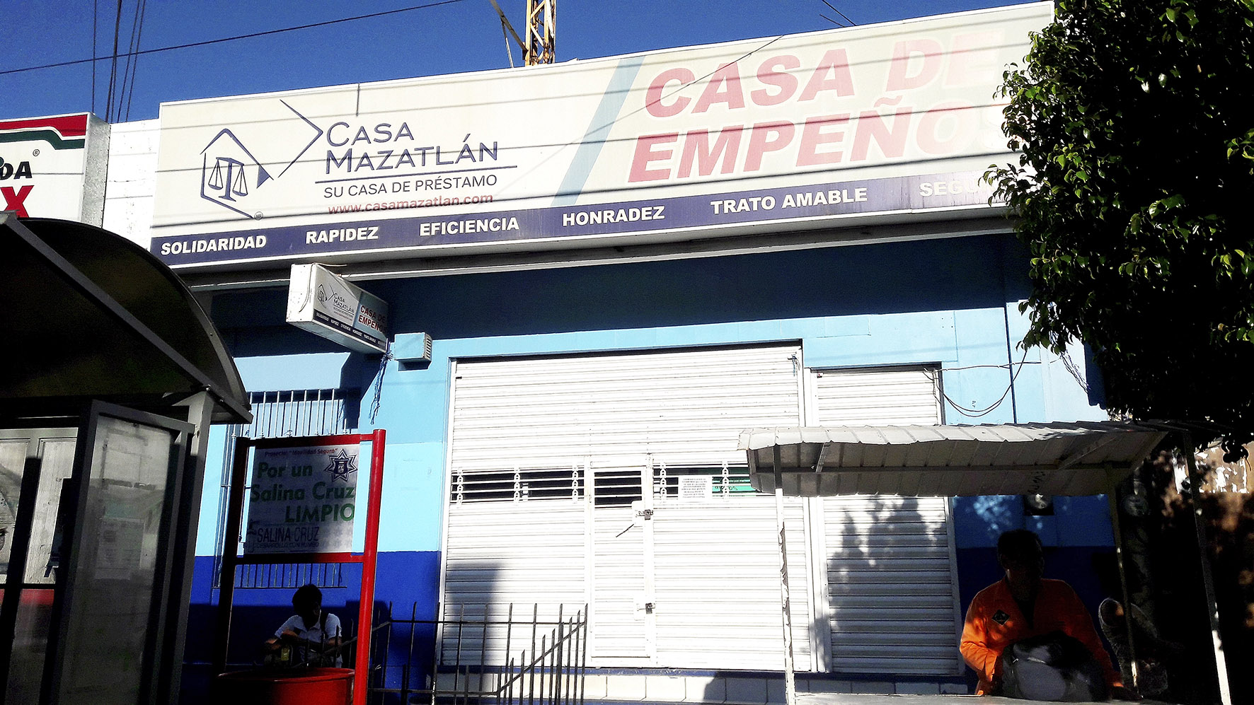 Saquean tienda Coppel en Salina Cruz