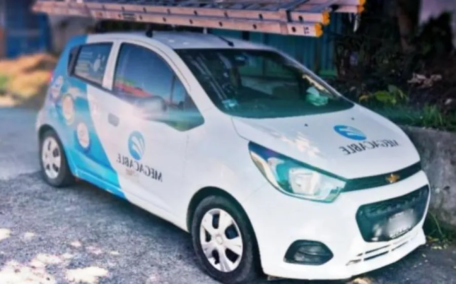 Auto de megacable