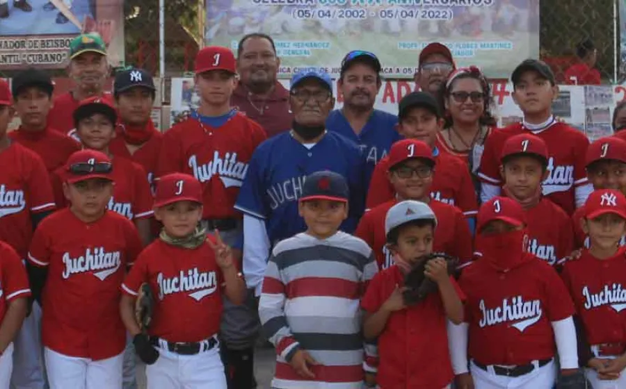 equipo-de-beisbol-infantil 