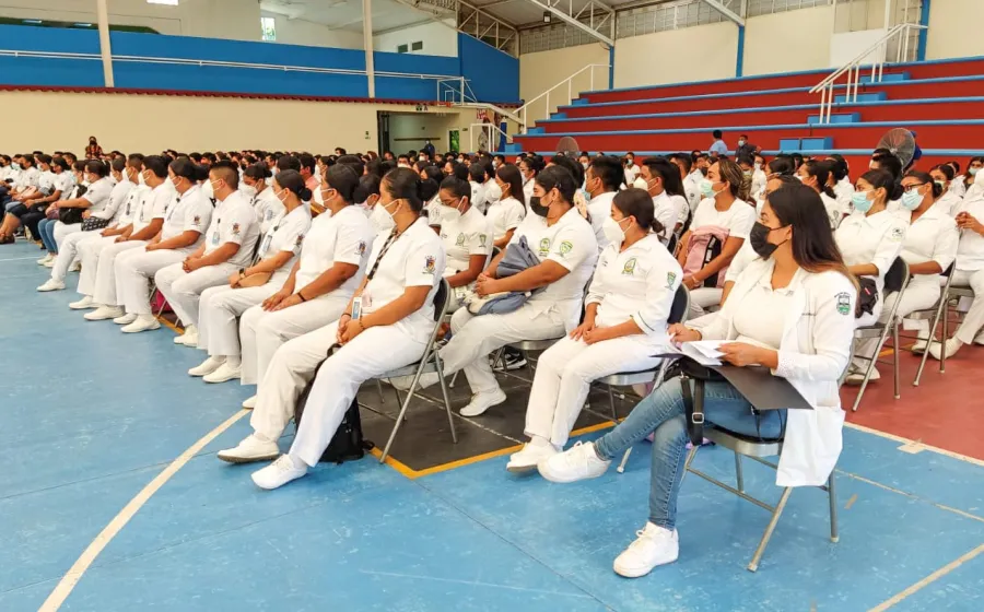 pasantes_medicos_istmo