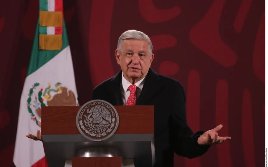 amlo_estudios
