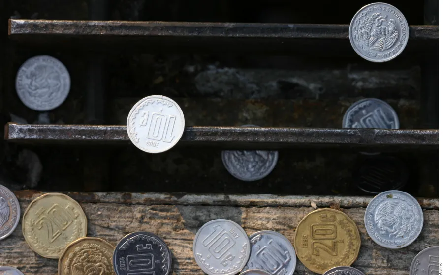 monedas-alcantarilla-centavos