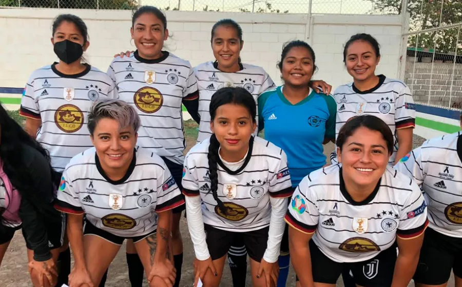 equipo-mujeres-futbol 