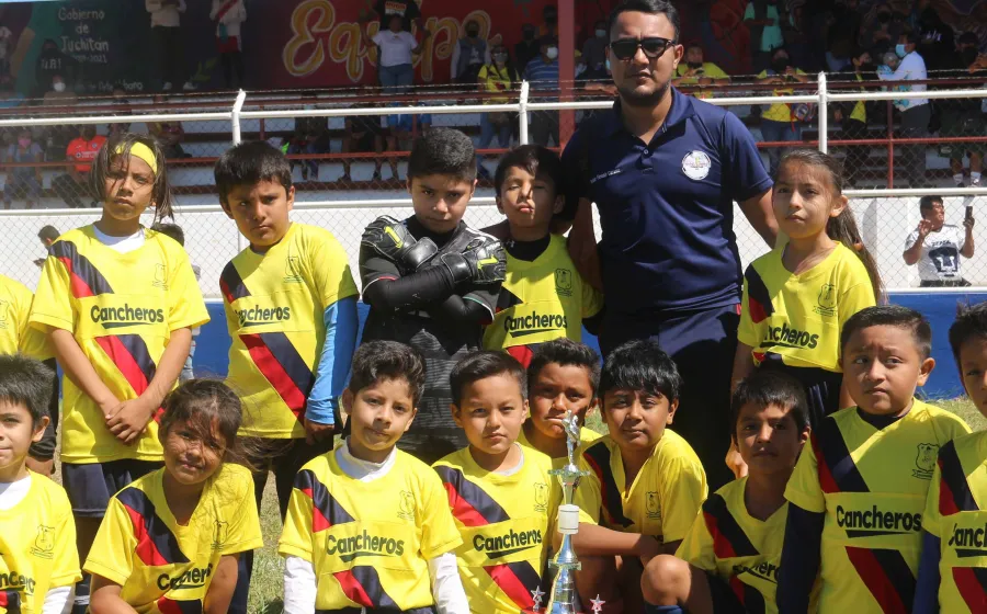 ganan-copa-liga-infantil 