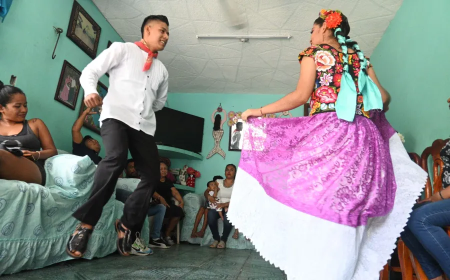 gustavo_bailando