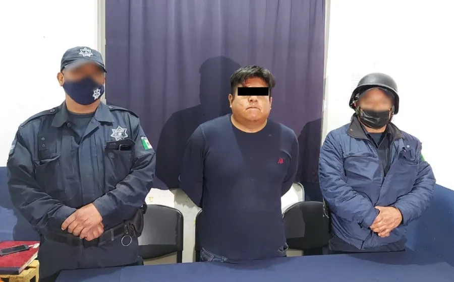 policias-detienen-a-taquero 