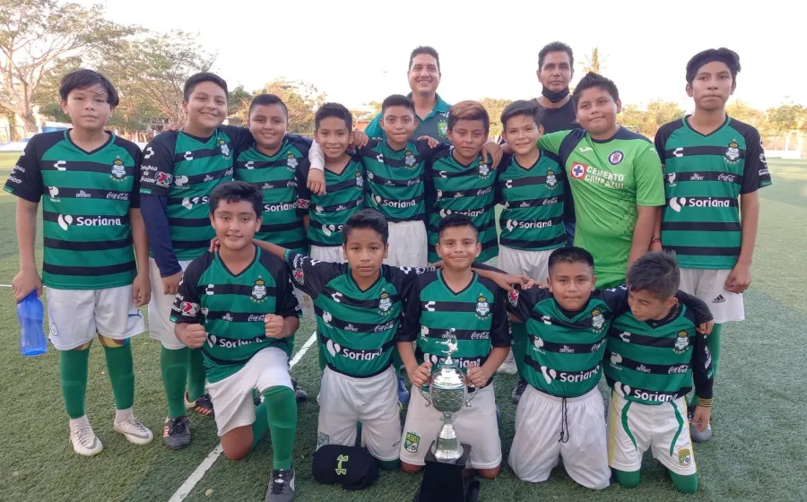 equipo-de-futbol-infantil 