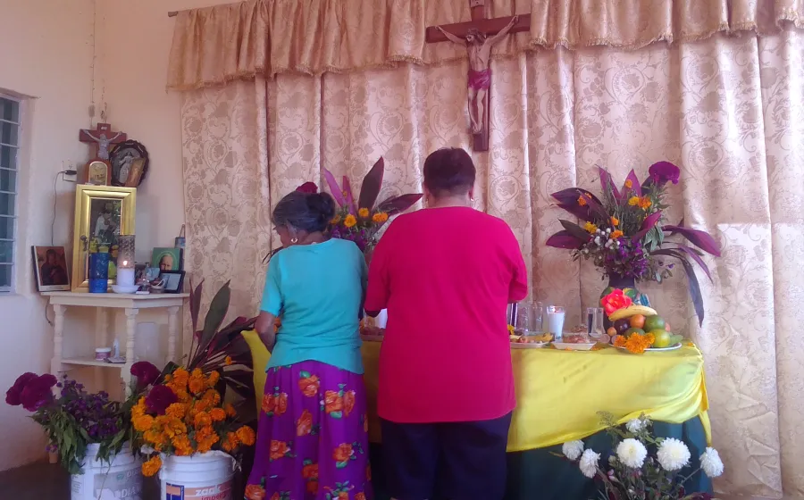 realizan_ofrenda