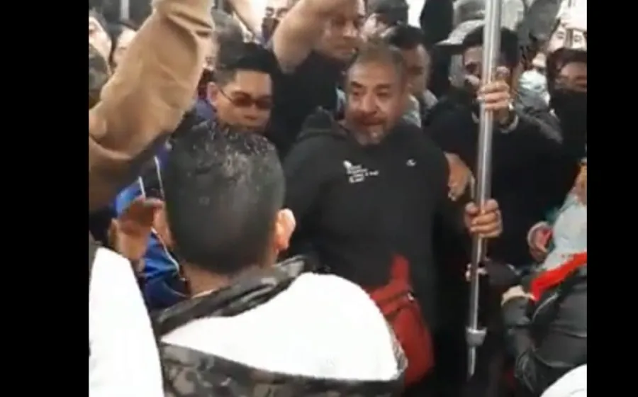 acosador_metro