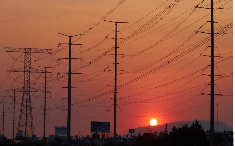 amlo_panel_energia