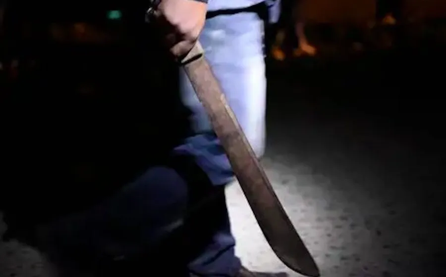 machete_agresion_mujer