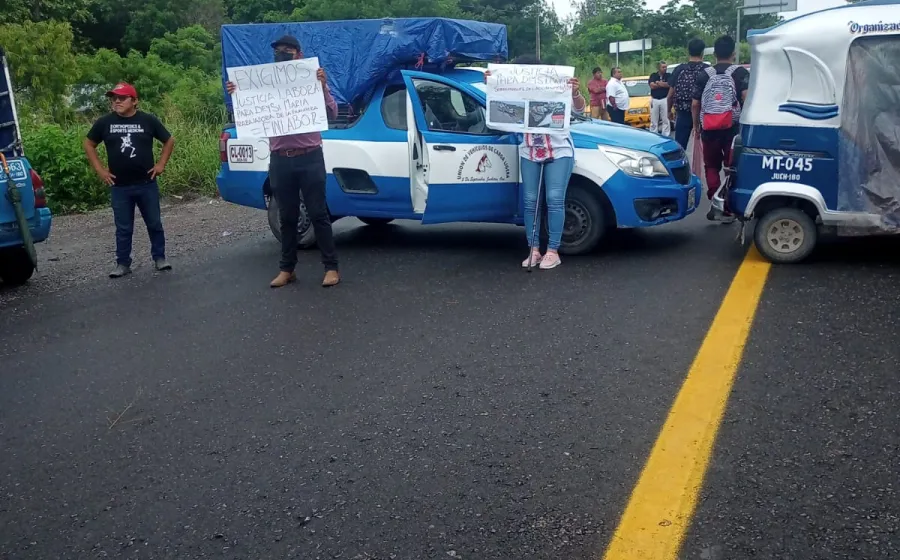 bloqueo_empleada_financiera