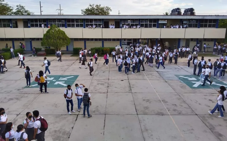 evacuacion_cbtis_salina_cruz
