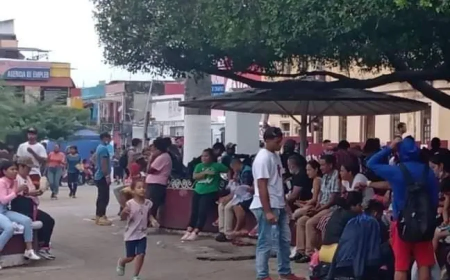 migrantes_prohiben_bebidas