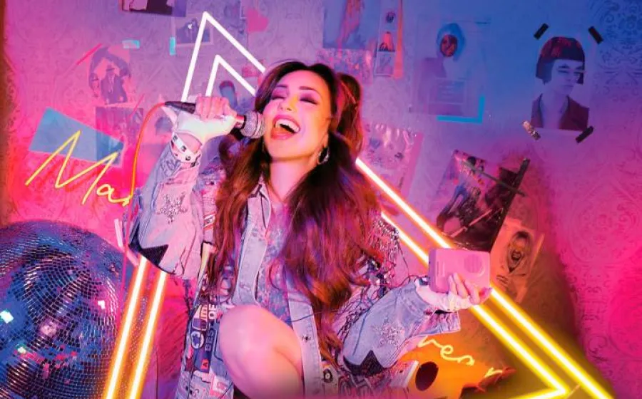 thalia_rockera
