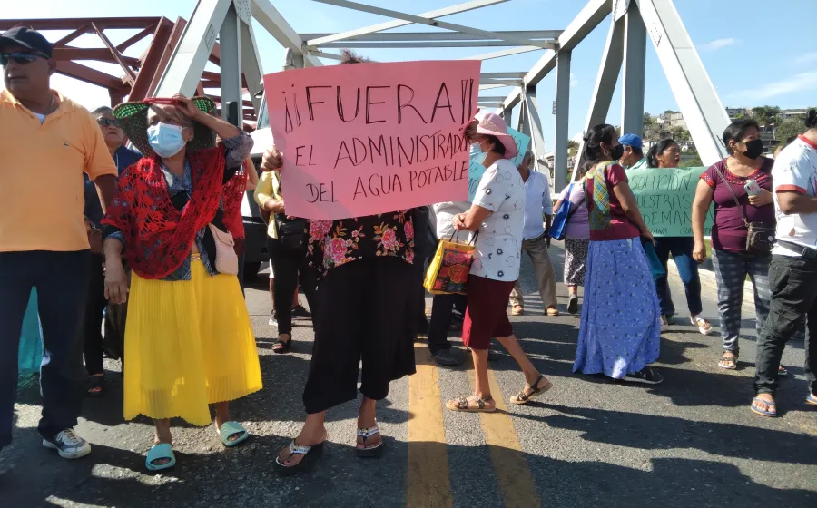 protesta_agua_puente