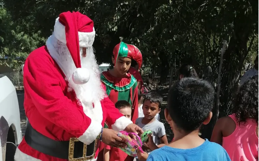 santa_ninos _regalo