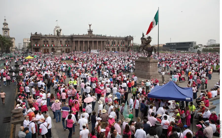 ine_marcha_zocalo