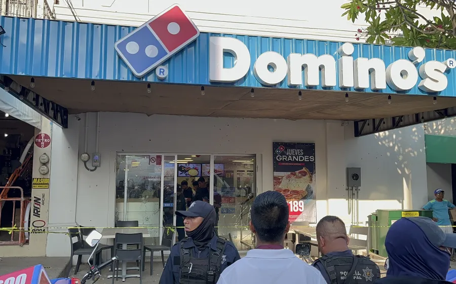 dominos_policias