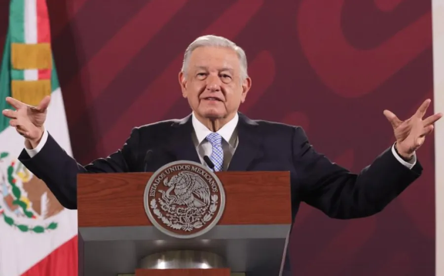 amlo_luz