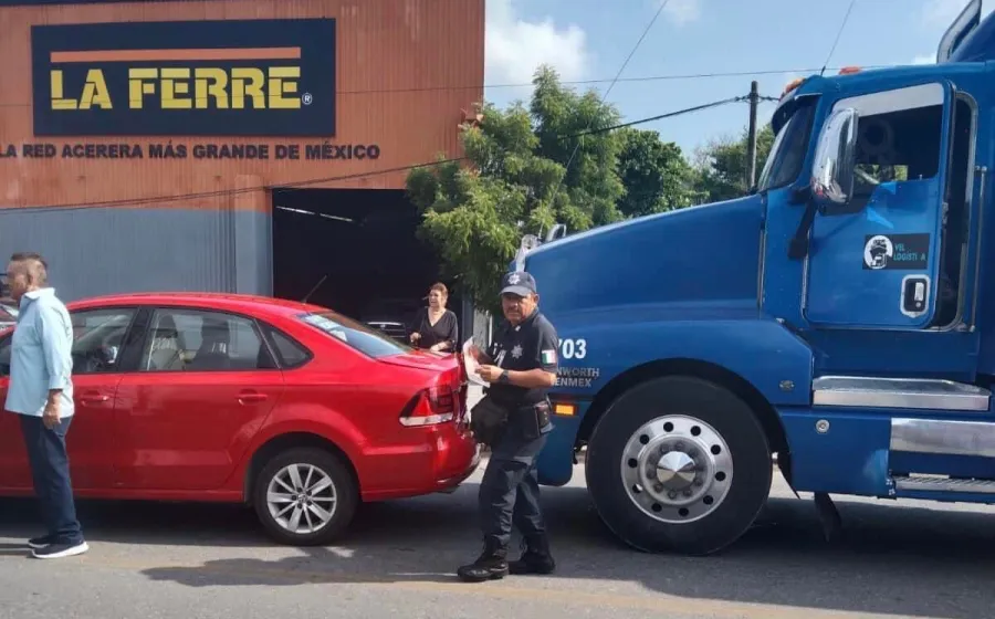 trailer_carro_rojo