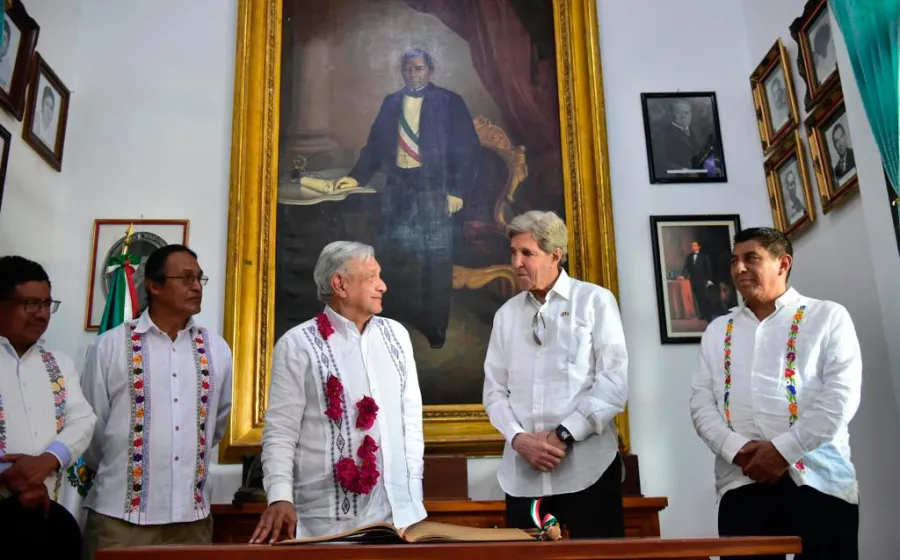 amlo_juarez