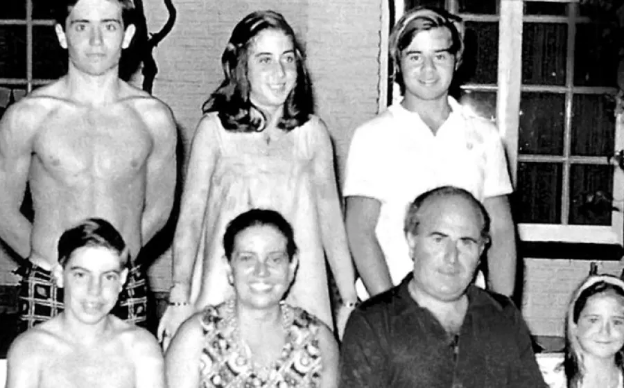 Toda la familia participaba en los crímenes. FOTO: Editorial Planeta.