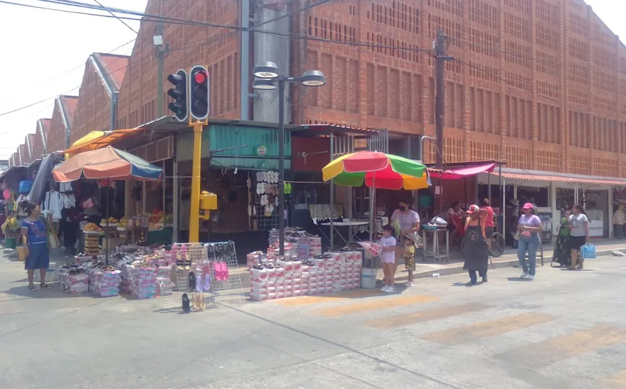 Aquí encuentras de todo, es el mercado 5 de Septiembre de Juchitán. FOTO: Cortesía.