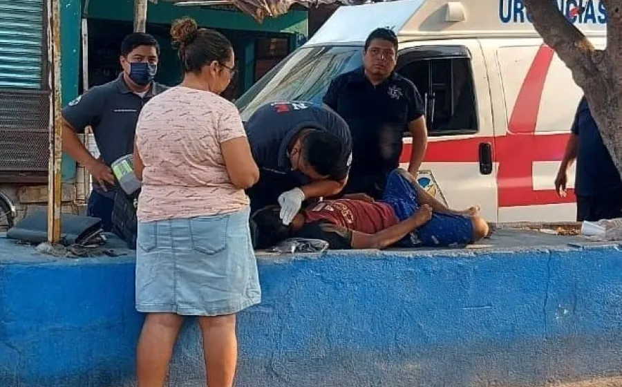 Un joven en situación de calle intentó quitarse la vida colgándose de un árbol.
