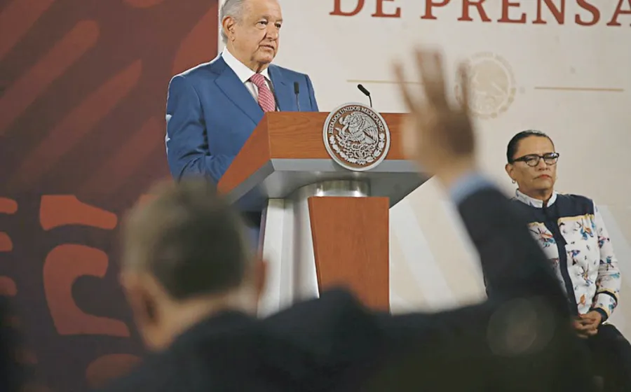 amlo_maestros