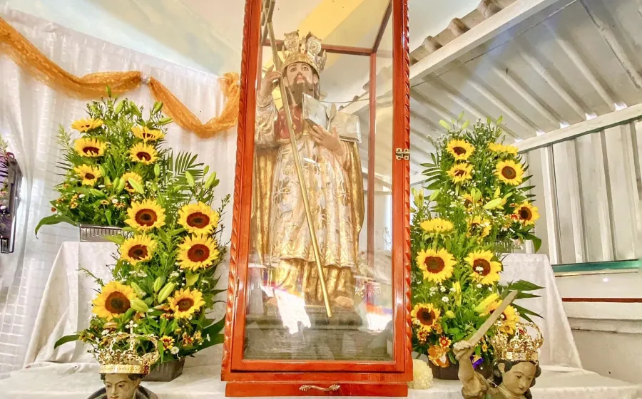 El patrón San Jerónimo fue bajado de su nicho, lo que marca el comienzo de las festividades en su honor.