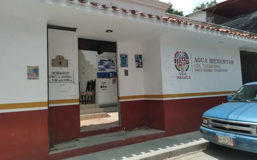 Fueron retiradas las pancartas.