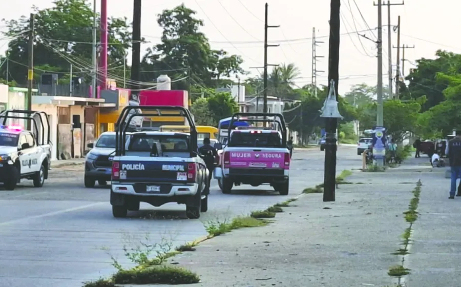 En el sitio, elementos policiacos encontraron varios casquillos percutidos.