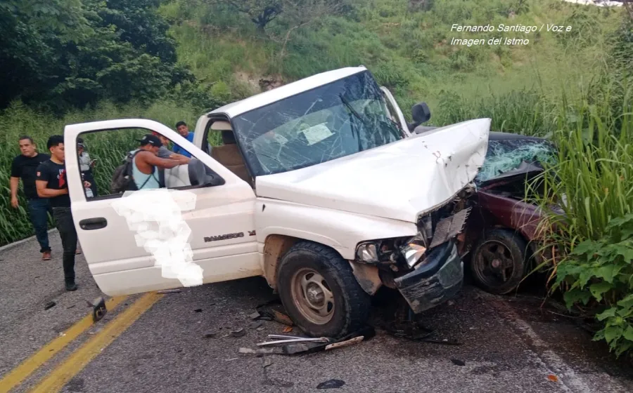 Fatal accidente se registró en el tramo carretero San Pedro Tapanatepec-Rizo de Oro, Chiapas.