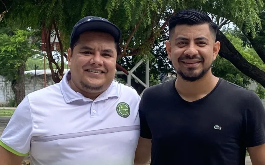 Héctor Jair el ganador. Aquí con Alan Tejeda, quien se quedó con el segundo lugar.