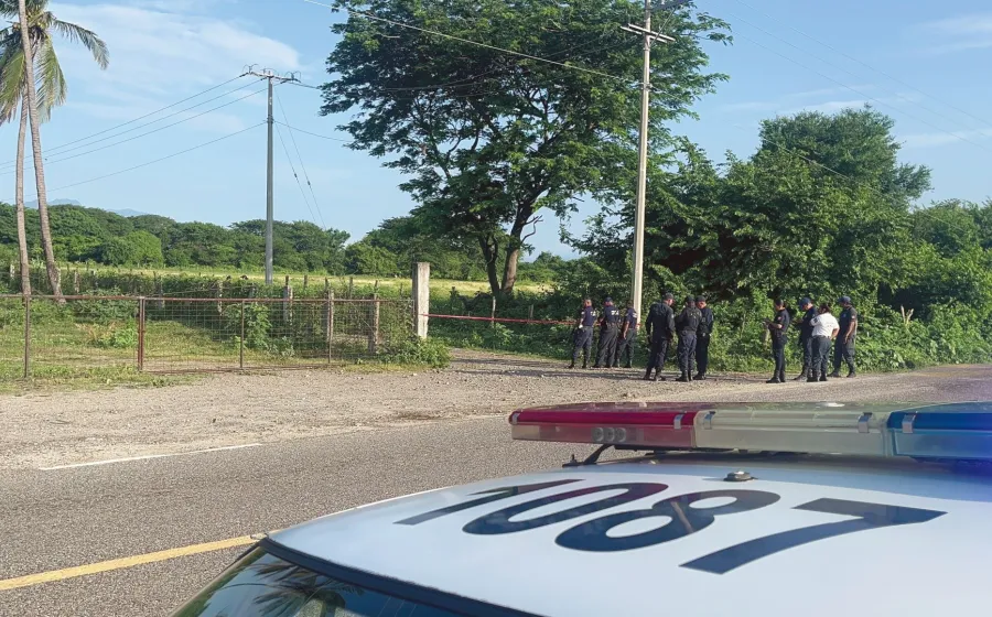 El área fue acordonada por elementos policiacos.