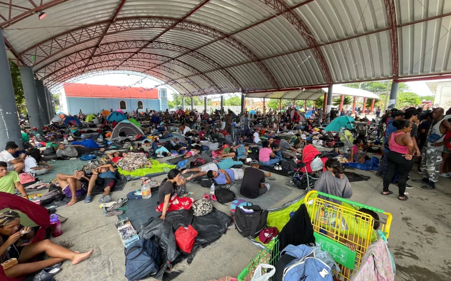 Cada vez más personas integrantes de la Caravana enferman de tos, fiebre y el estómago.