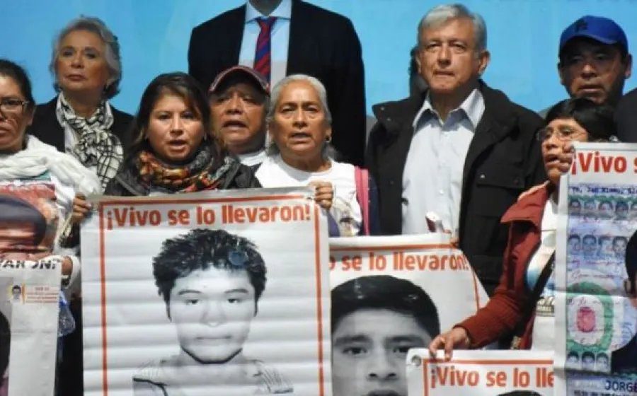 amlo_reunion_normalistas