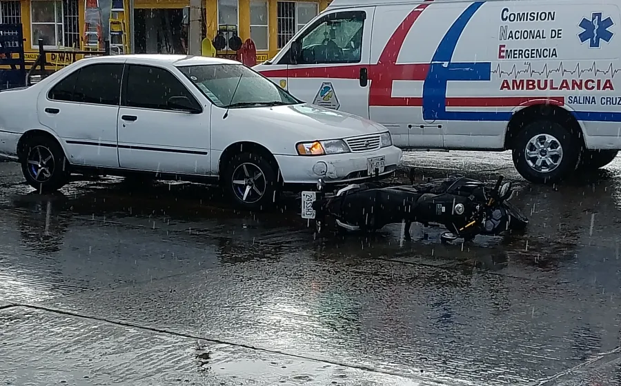 moto_auto_ambulancia