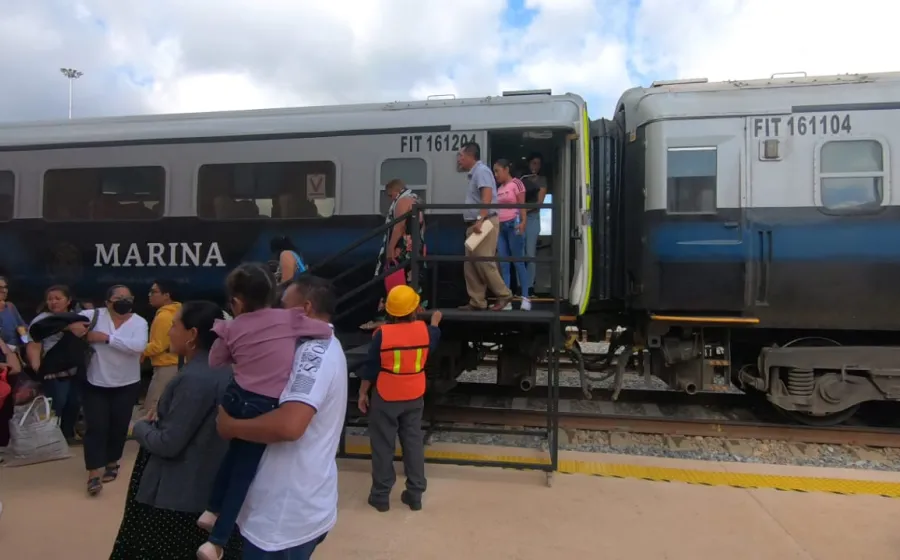 familias_viajando_tren