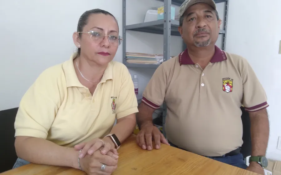 Los trabajadores tuvieron que parar labores durante más de un mes para que les hicieran caso. 