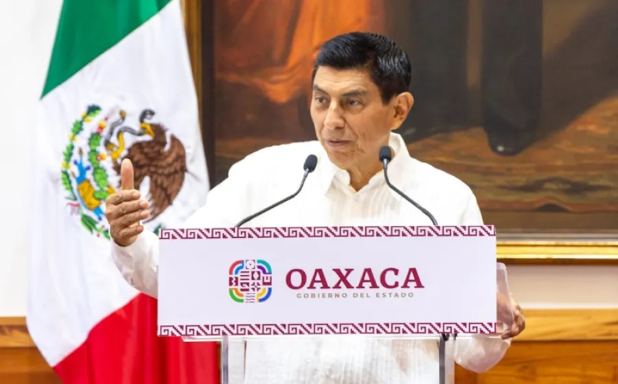 El Gobernador Salomón Jara Cruz respalda iniciativas que la virtual Presidenta electa enviará al Congreso de la Unión. Fotos: Cortesía.