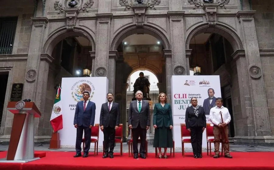El Mandatario estatal expresó que en su gobierno se prioriza la atención de las y los más desfavorecidos promoviendo y asentando un Estado más justo, democrático y equitativo. Foto: Cortesía.