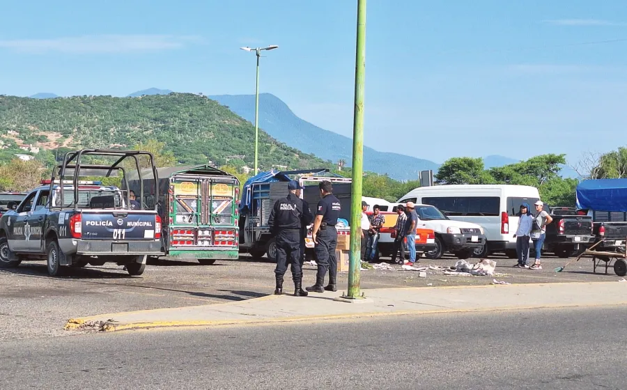 El incidente se produjo a muy temprana hora del martes en el estacionamiento conocido como La Panzona en Tehuantepec 