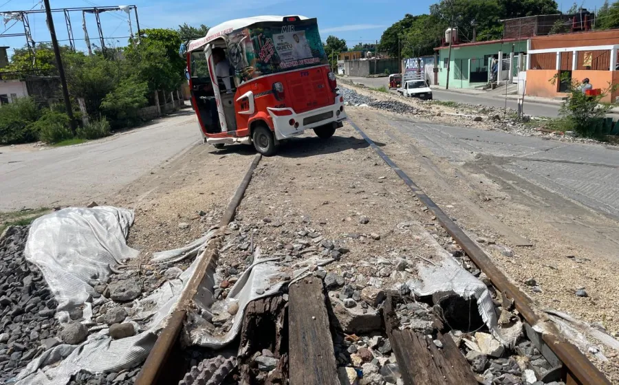 Automovilistas ya reportan daños a sus vehículos derivado de este inconveniente.