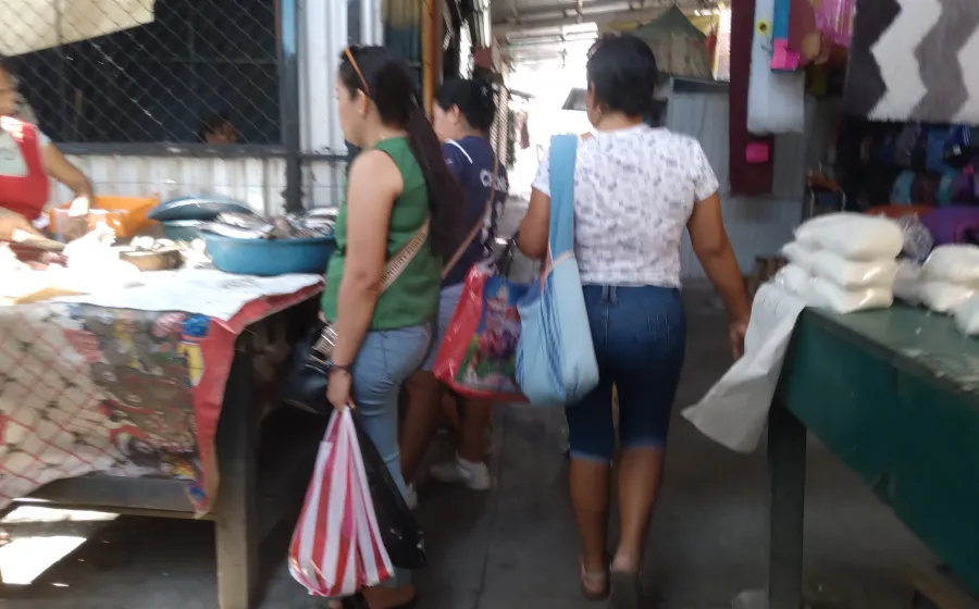 mercado_aguas_negras