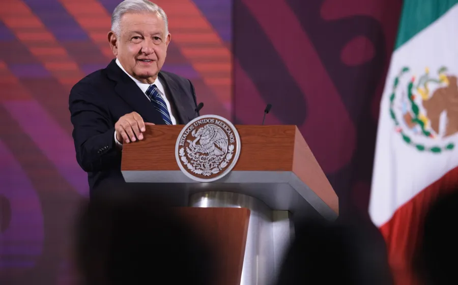amlo_salinas_emplaza