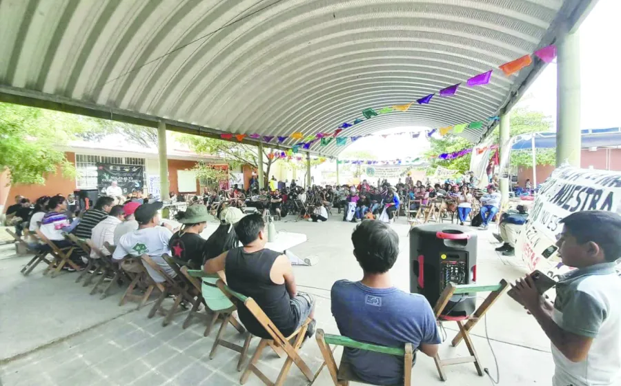 asamblea_puente_madera