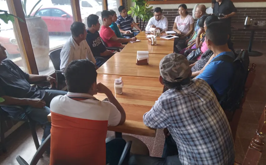 La Telesecundaria de la comunidad mixe quedó al garete cuando los docentes asignados decidieron dejar tirado su trabajo