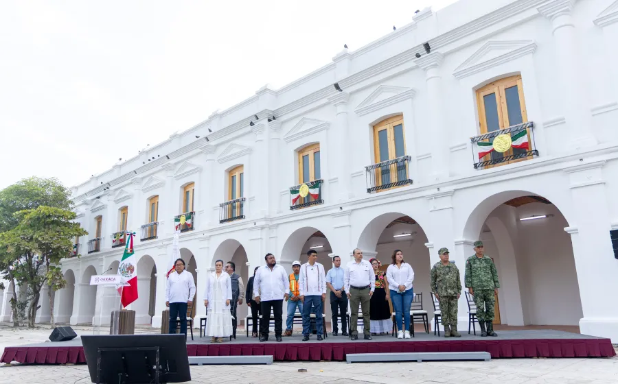 homenaje_sismo_gobiermo